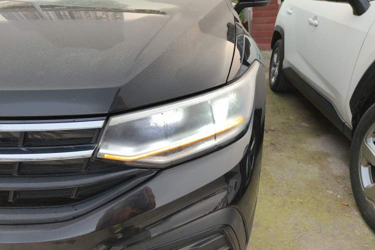 Used Volkswagen Tiguan L 2024 300TSI Automatic Two-Wheel Drive Smart Edition