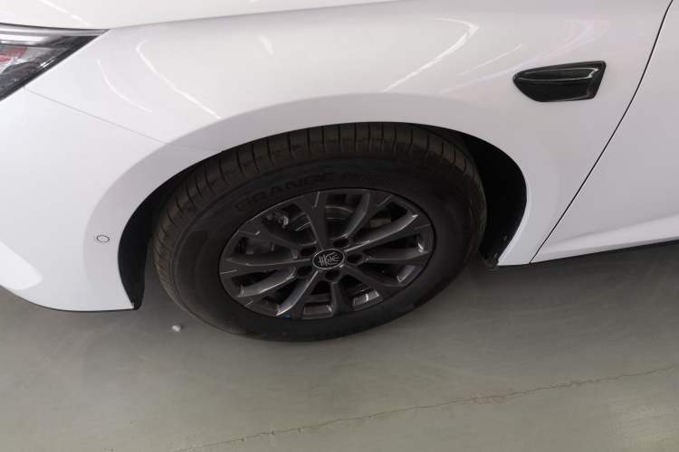 Used BYD Qin L 2025 DM-i Smart Drive 80KM Leading Model