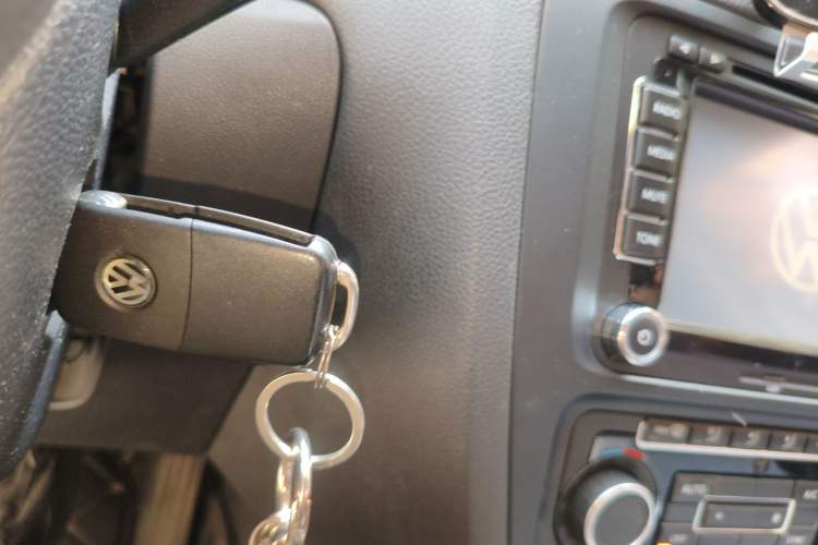 Used Volkswagen Sagitar 2014 1.4TSI Automatic Luxury Model
