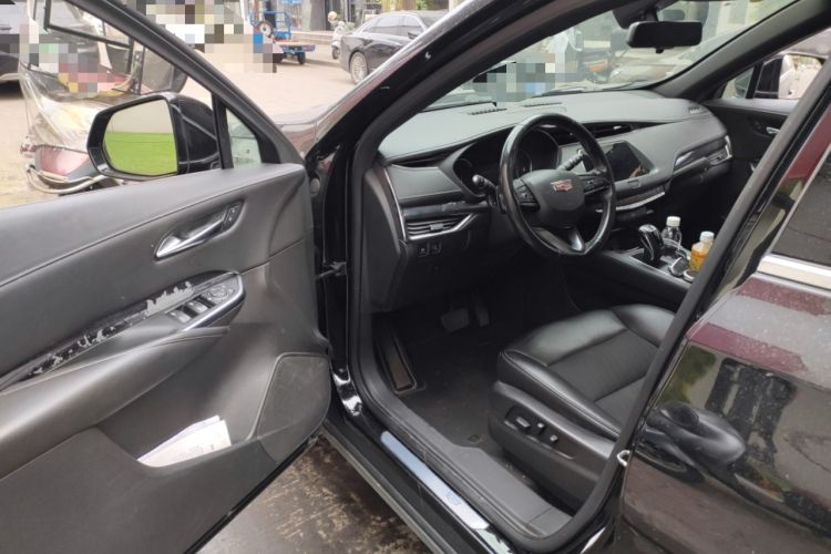 Used Cadillac XT4 2018 28T Two-Wheel Drive Tech Version