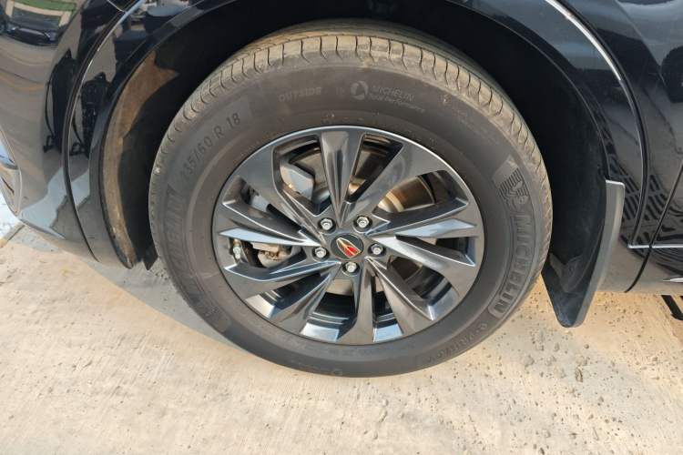 Used Hongqi HS5 2023 2.0T Qixiang Pro Edition