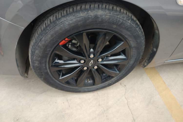 Used Chevrolet Monza 2020 Light Hybrid Redline 320T Dual-Clutch Thrilling Edition
