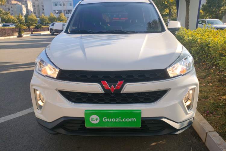 Used Wuling Hongguang S3 2019 1.5L Manual Comfort Model China VI Standard
