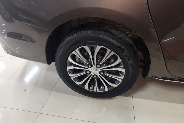 Used Buick GL8 2022 Land Business Class 652T Luxury Model
