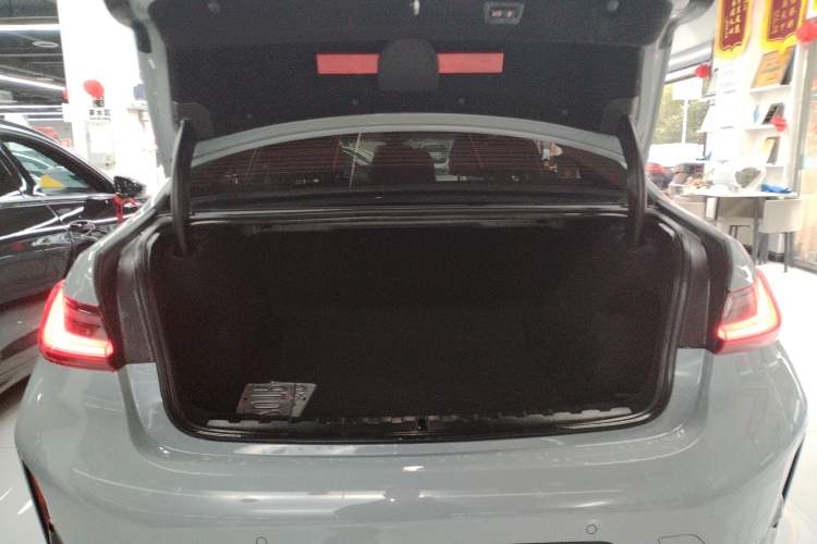 Used BMW 3 Series 2025 325Li M Sport Package
