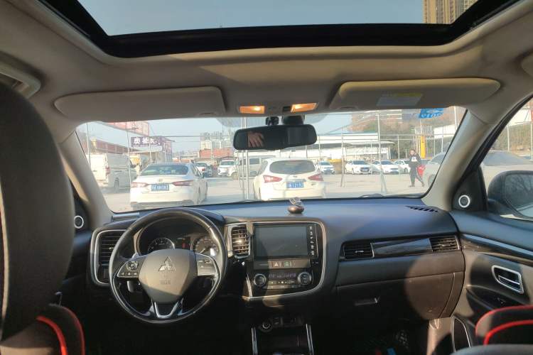 Used Mitsubishi Outlander 2016 2.4L 4x4 Elite Edition 5 Seats