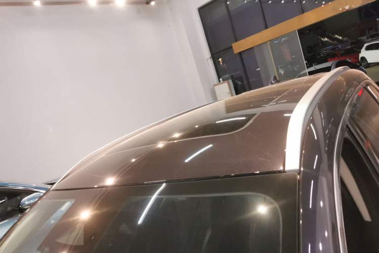 Used  Lingyun 2024 300T Two-Wheel Drive Starlight Edition
