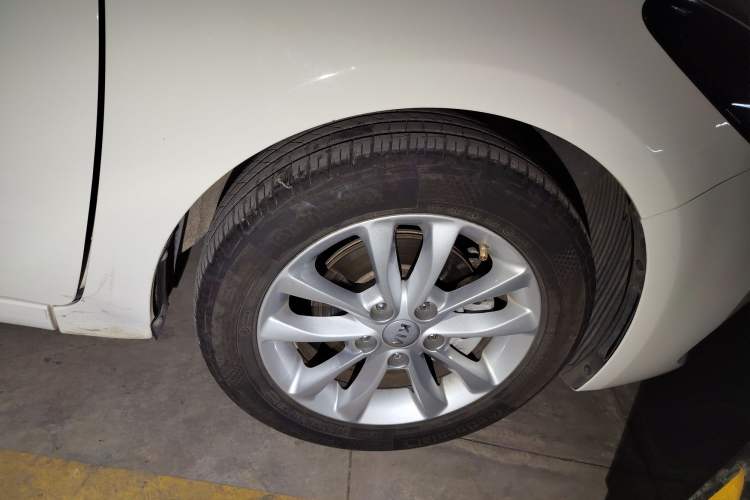 Used Kia K3 2016 1.6L Automatic GLS
