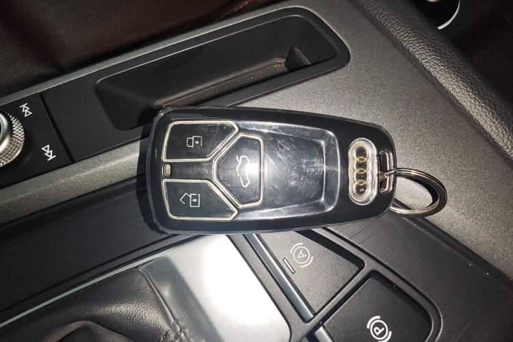 Used Audi A4L 2019 40 TFSI Ambition China VI