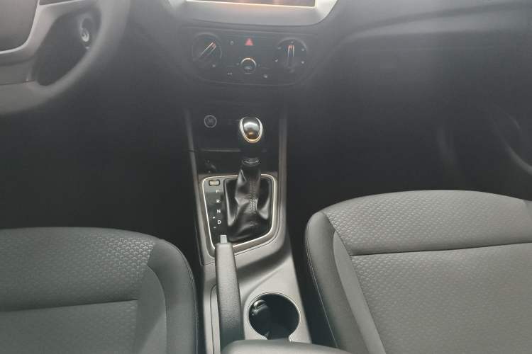 Used Hyundai Verna 2016 1.4L Automatic Cool Edition GLS
