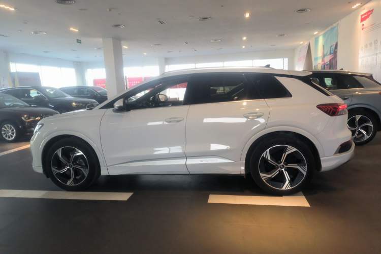 Used Audi Q4 e-tron 2024 40 e-tron Boundary Edition
