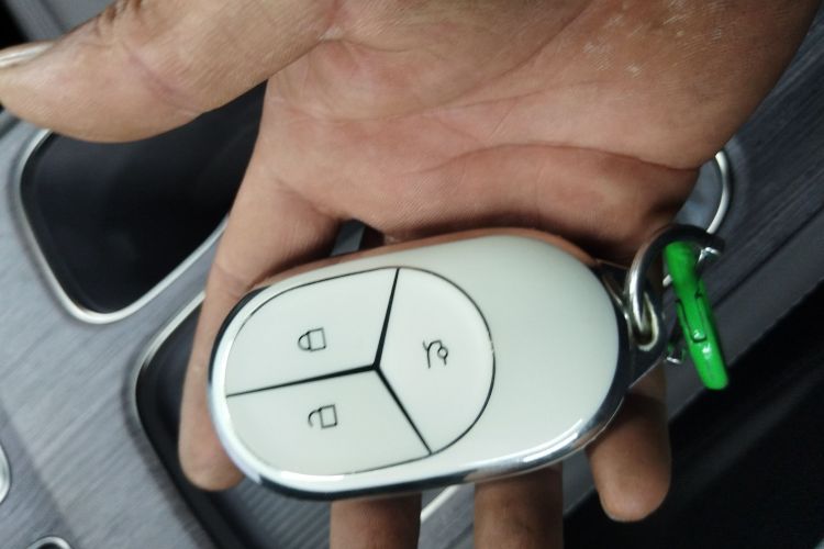 Used Nio ES6 2024 75 kWh
