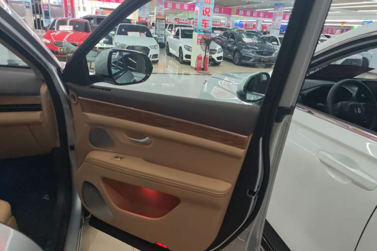 Used Hima AITO M7 2024 1.5T Rear-Drive Plus Version 5 Seats
