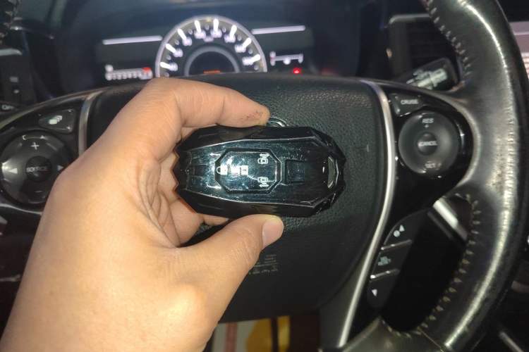 Used Honda Elysion 2016 2.4L Luxury Edition
