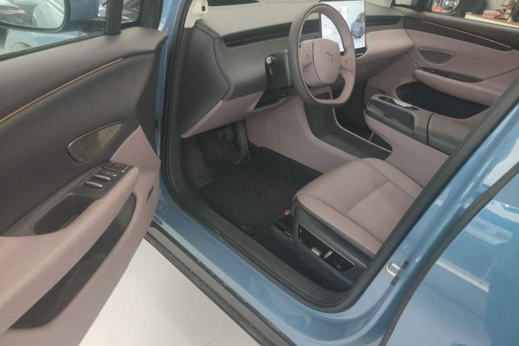 Used Hongqi Tiangong 06 2025 660 4x4 Smart Selection Edition
