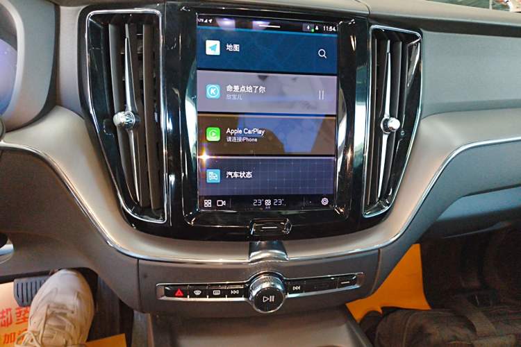 Used Volvo XC60 2022 B5 4x4 Zhiyi Luxury Edition
