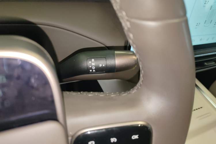 Used Li Auto MEGA 2024 Ultra Model