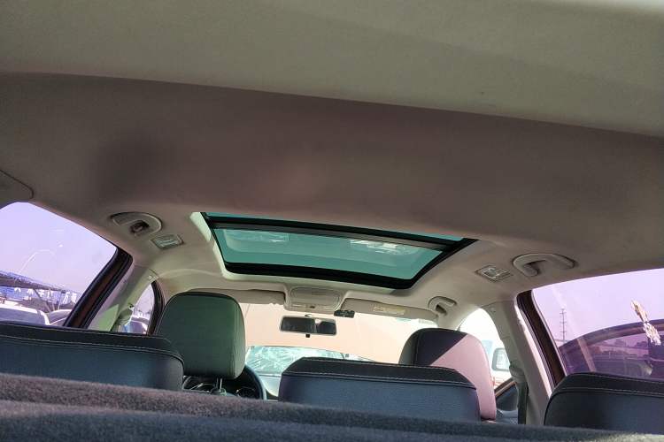 Used Volkswagen C-TREK 2017 230TSI DSG Comfort Version
