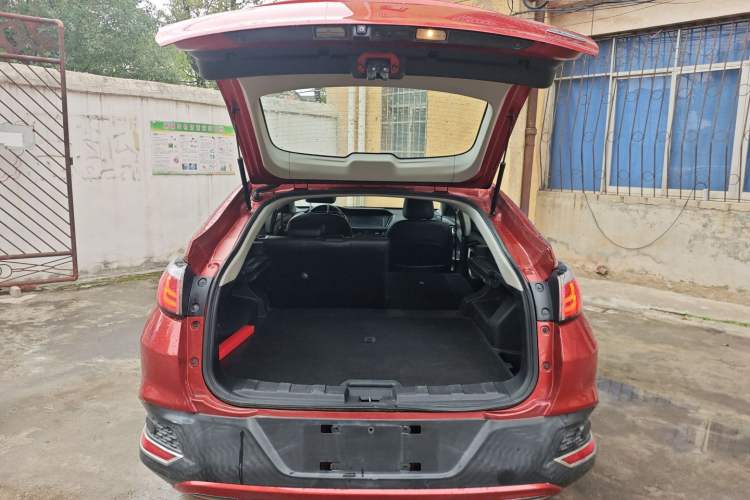 Used Venucia T90 2017 2.0L CVT Smart Edition
