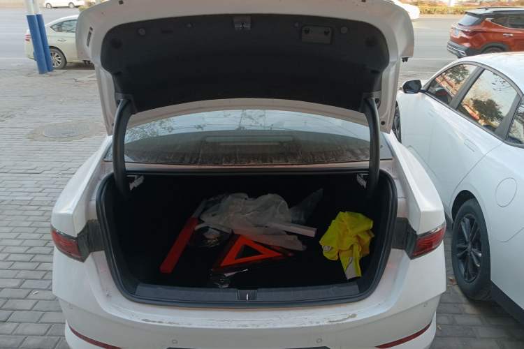 Used BYD Qin PLUS 2025 DM-i Smart Drive 55KM Leading Model