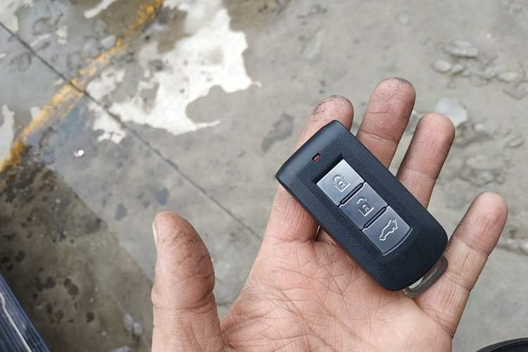 Used Mitsubishi Outlander 2018 2.4L 4x4 Elite Edition 5 Seats