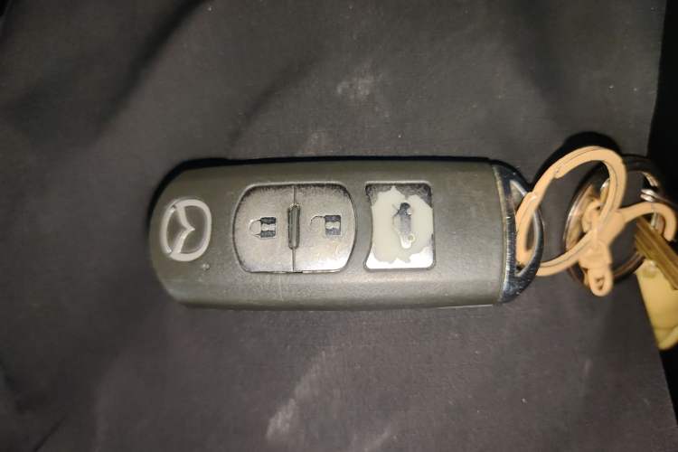 Used Mazda Atenza 2015 2.0L Blue Sky Prestige Edition
