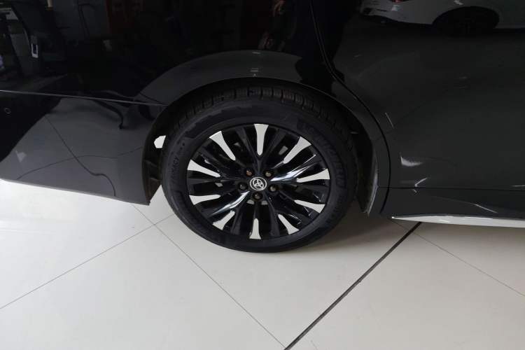 Used Toyota Alphard 2024 Dual-Engine 2.5L Prestige Edition