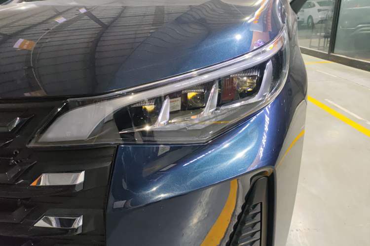 Used GAC Trumpchi M6 2021 PRO 270T DCT Luxury Edition
