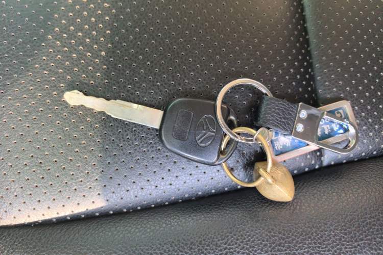 Used  Warrior 2019 2.4T Three-Door Four-Wheel Drive Short Wheelbase Gasoline Version China VI Emission Standard
