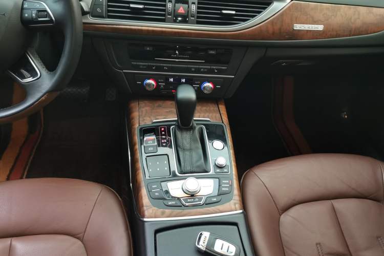 Used Audi A6L 2018 30th Anniversary Edition 30 FSI Style Model