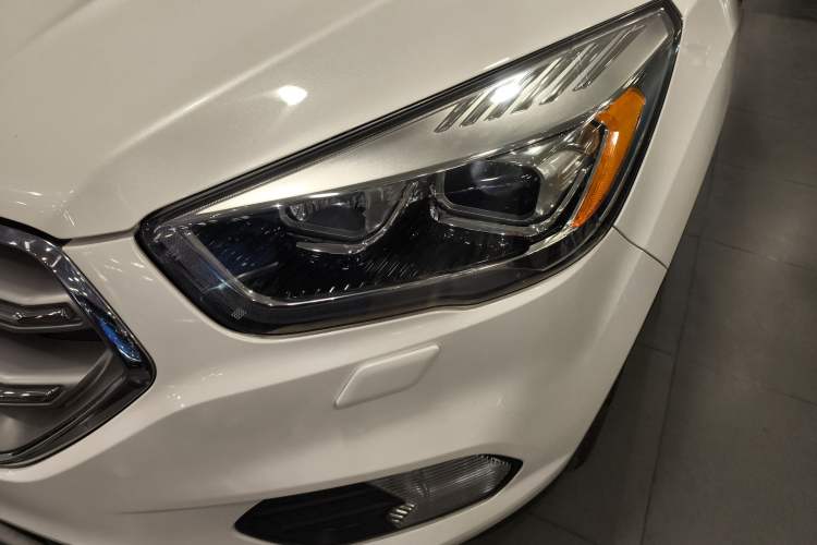 Used Ford Kuga 2018 EcoBoost 180 Two-Wheel-Drive Luxury Wing Edition