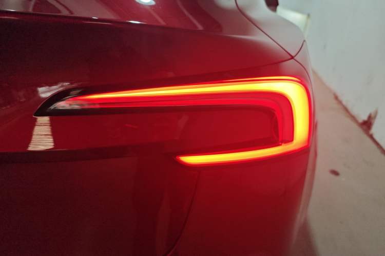 Used Tesla Model 3 2023 Rear-Wheel-Drive Version
