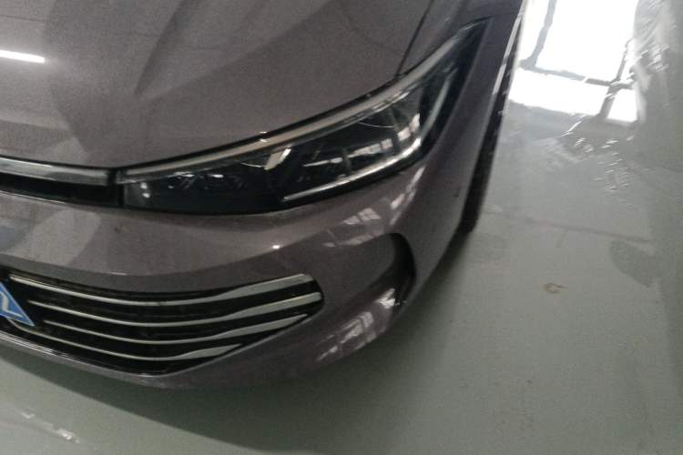 Used Volkswagen Passat 2025 Pro 380TSI Dragon Supreme Edition