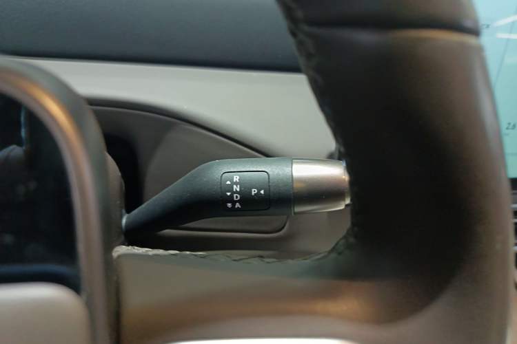 Used Li Auto MEGA 2024 Ultra Model
