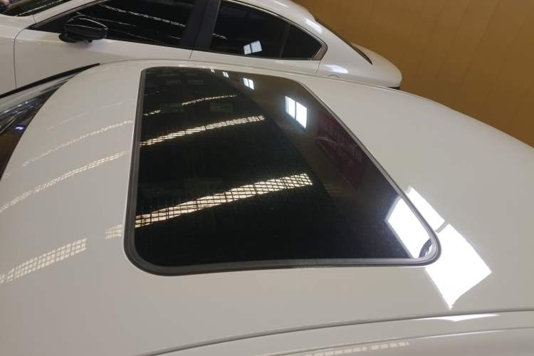 Used BMW 3 Series 2018 320Li Leading Model M Sport Package
