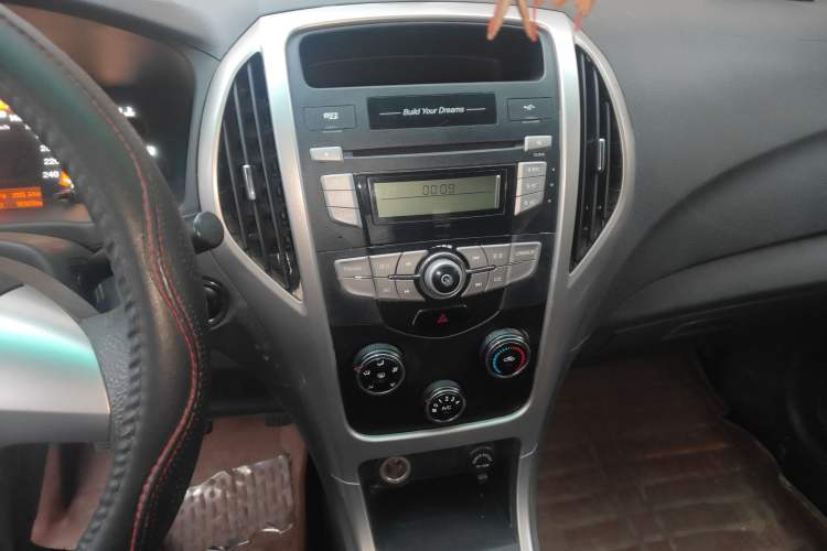 Used BYD F3 2015 Energy-Efficient Model 1.5L Manual Comfort Edition
