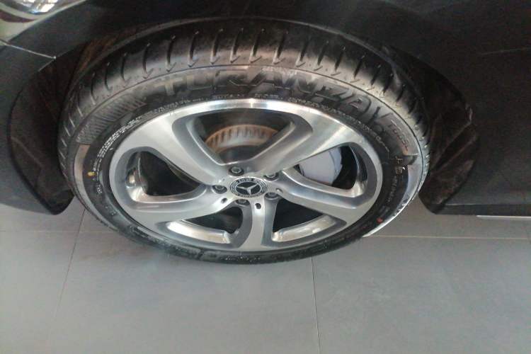 Used Mercedes-Benz E-Class 2018 Restyled E 300 L Sporty and Stylish Edition
