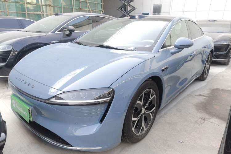 Used Hima Luxeed S7 2025 705 km Max