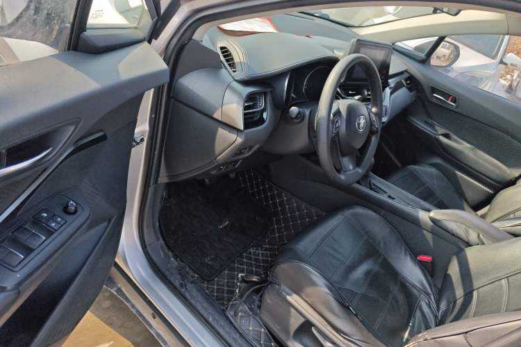 Used Toyota IZOA 2021 2.0L Yidong Edition