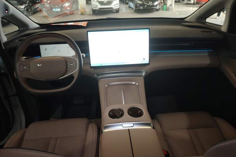 Used XPeng X9 2025 740 Ultra-Long Range Max