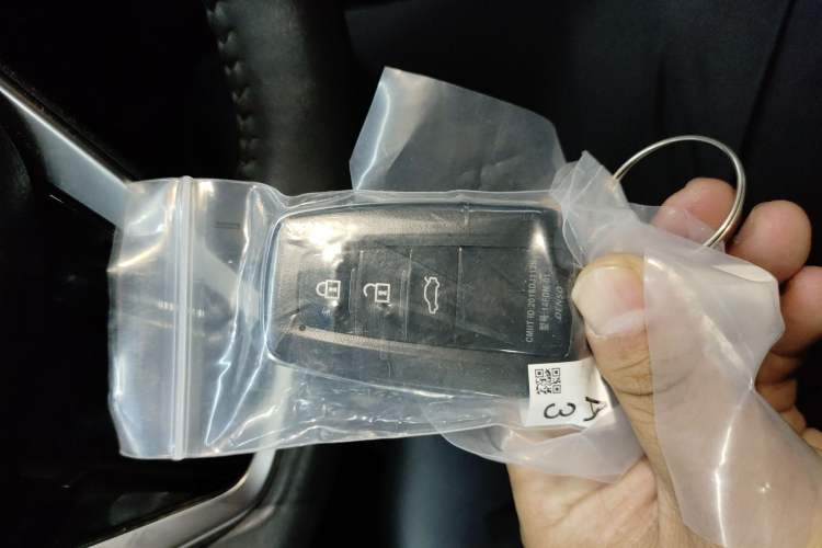 Used Toyota Camry 2023 2.0GVP Premier Edition
