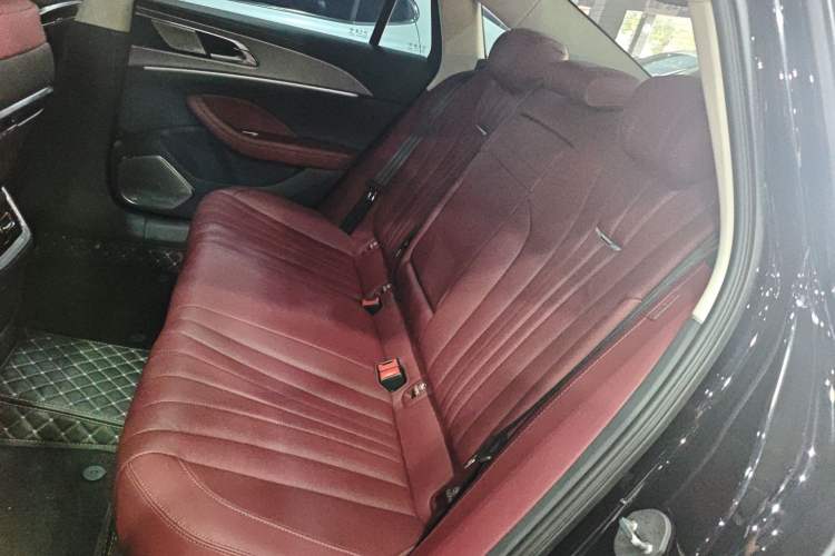 Used Hongqi H5 2024 2.0T Automatic Smart Connect Flagship Edition
