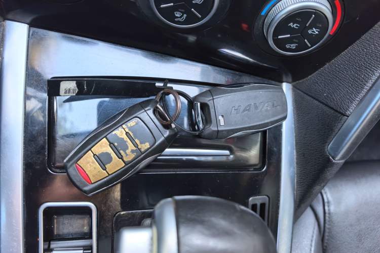 Used Haval H7 2017 Red-Label H7 2.0T Automatic Luxury Model
