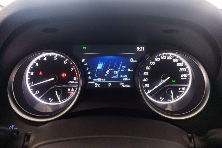 Used Toyota Camry 2019 2.0G Luxury Edition China VI Standard
