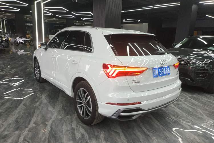 Used Audi Q3 2023 35 TFSI Progressive Dynamic Edition (1.4T)
