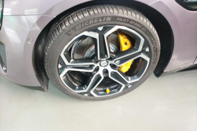 Used  SU7 2024 Four-Wheel Drive Ultra-Long Range Advanced Intelligent Driving Max Edition