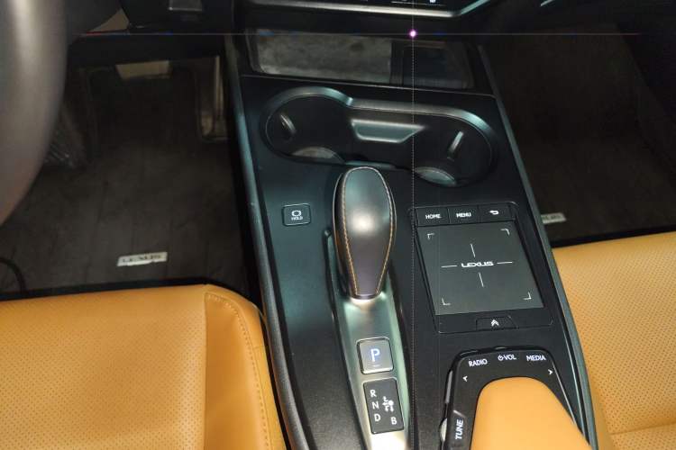 Used Lexus UX New Energy 2020 300e Pure·Joy Edition
