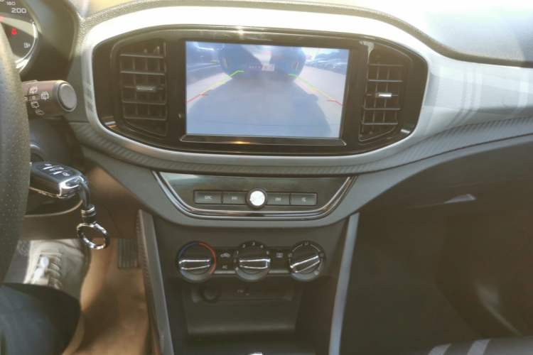 Used MG 3 2017 1.5L Automatic Smart Connect Luxury Edition
