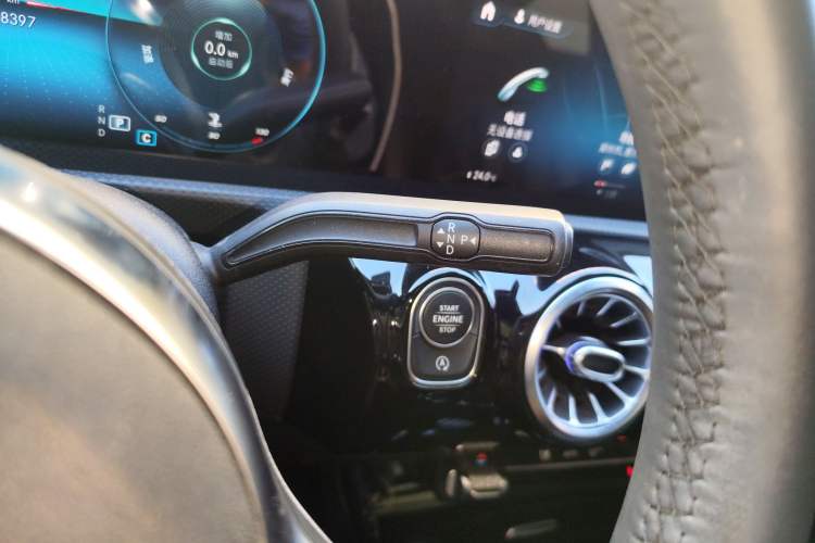 Used Mercedes-Benz A-Class 2020 Restyled A 200 L Sport Sedan Fashion Version
