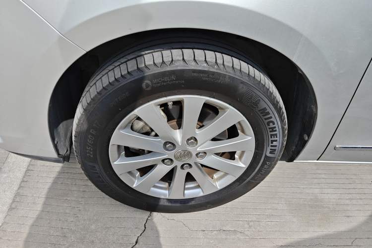 Used Buick GL8 2017 25S Luxury Version China V Standard
